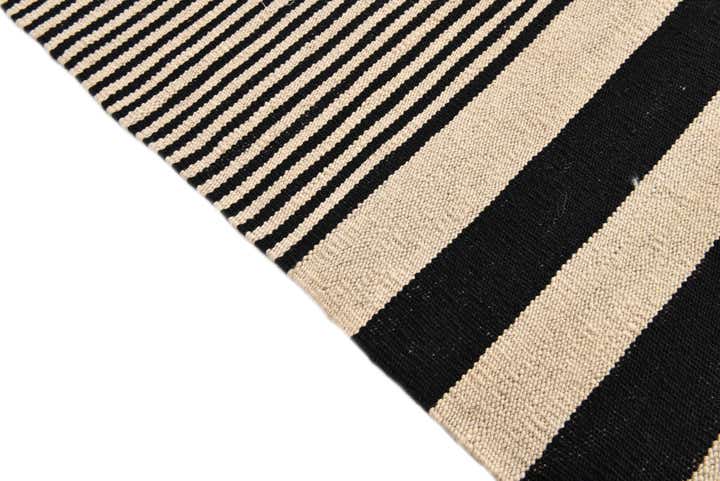 5' 8 x 7' 9 Hand Woven Kilim Modern Wool Rug