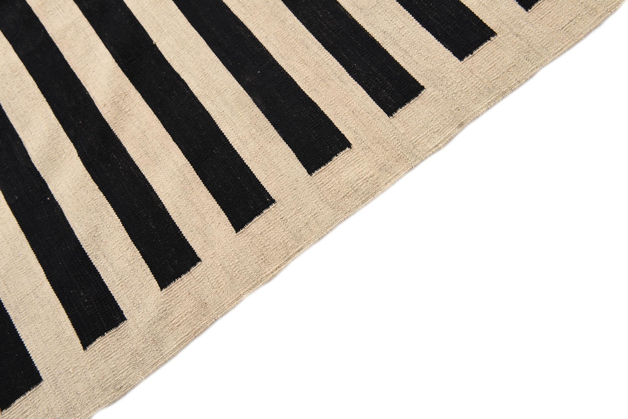 8' 6 x 9' 9 Hand Woven Kilim Modern Wool Rug