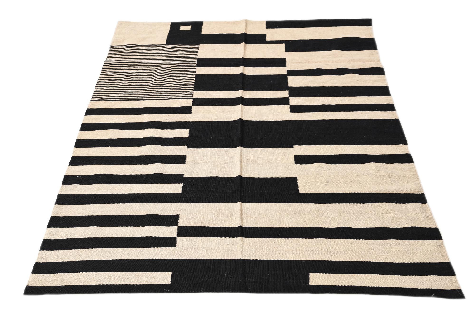 5' 7 x 7' 9 Hand Woven Kilim Modern Wool Rug