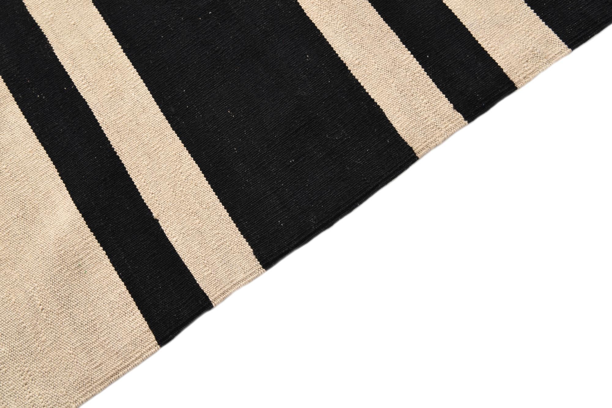 5' 7 x 7' 9 Hand Woven Kilim Modern Wool Rug