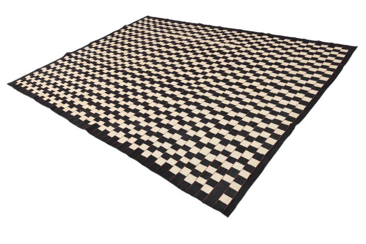 Detail image of 8' 5 x 11' 2 Hand Woven Kilim Modern Wool Rug