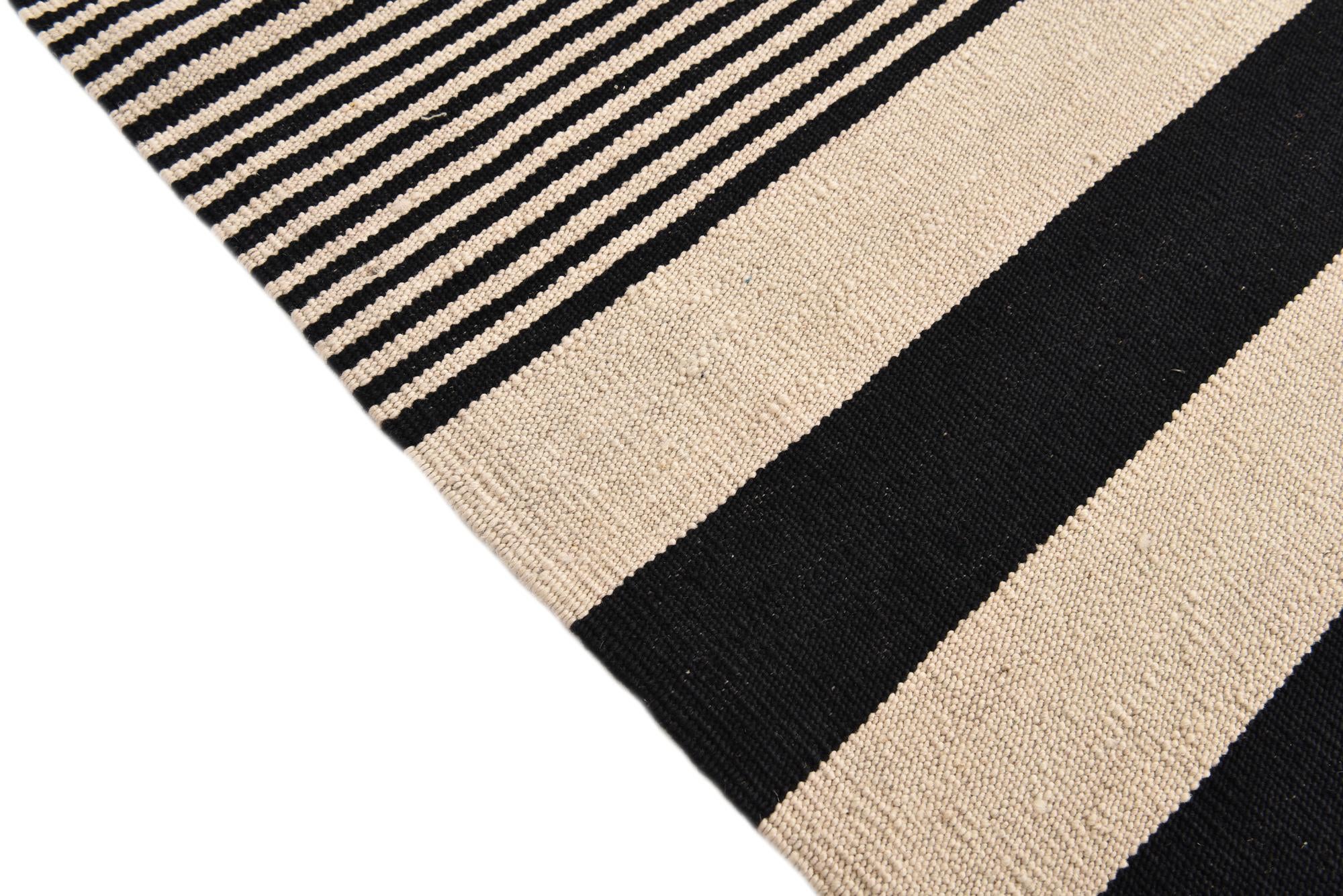 6' 7 x 9' 8 Hand Woven Kilim Modern Wool Rug