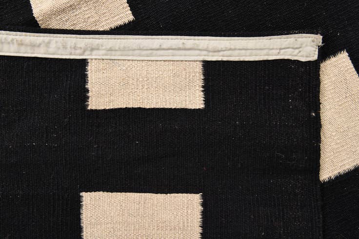 Detail image of 175cm x 235cm Hand Woven Kilim Modern Wool Rug