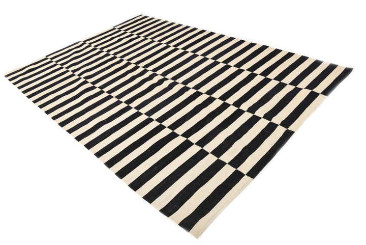 6' 8 x 9' 9 Hand Woven Kilim Modern Wool Rug