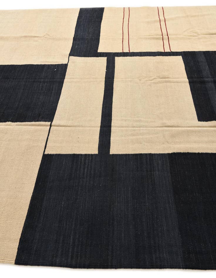 Detail image of 8' 3 x 9' 6  Hand Woven Kilim Modern Wool Rug