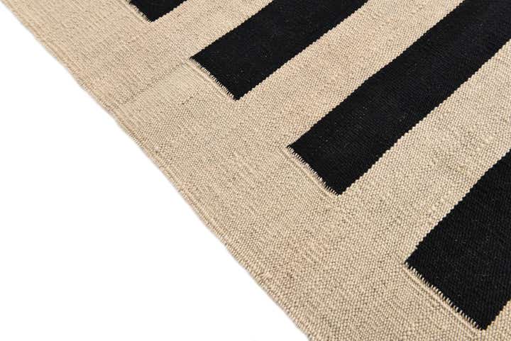 6' 8 x 9' 8 Hand Woven Kilim Modern Wool Rug