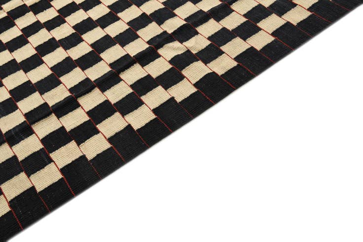 Detail image of 5' 8 x 7' 6 Hand Woven Kilim Modern Wool Rug
