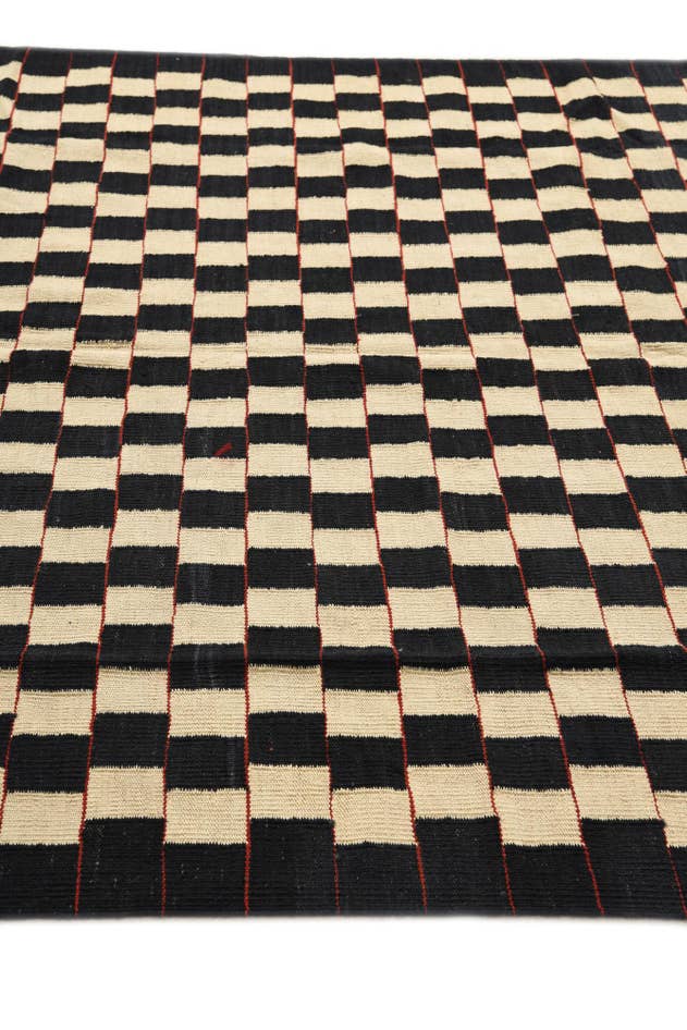 Detail image of 5' 8 x 7' 6 Hand Woven Kilim Modern Wool Rug