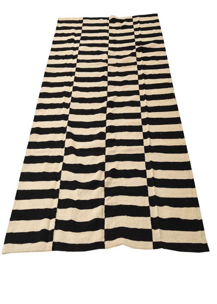 5' 5 x 7' 8 Hand Woven Kilim Modern Wool Rug