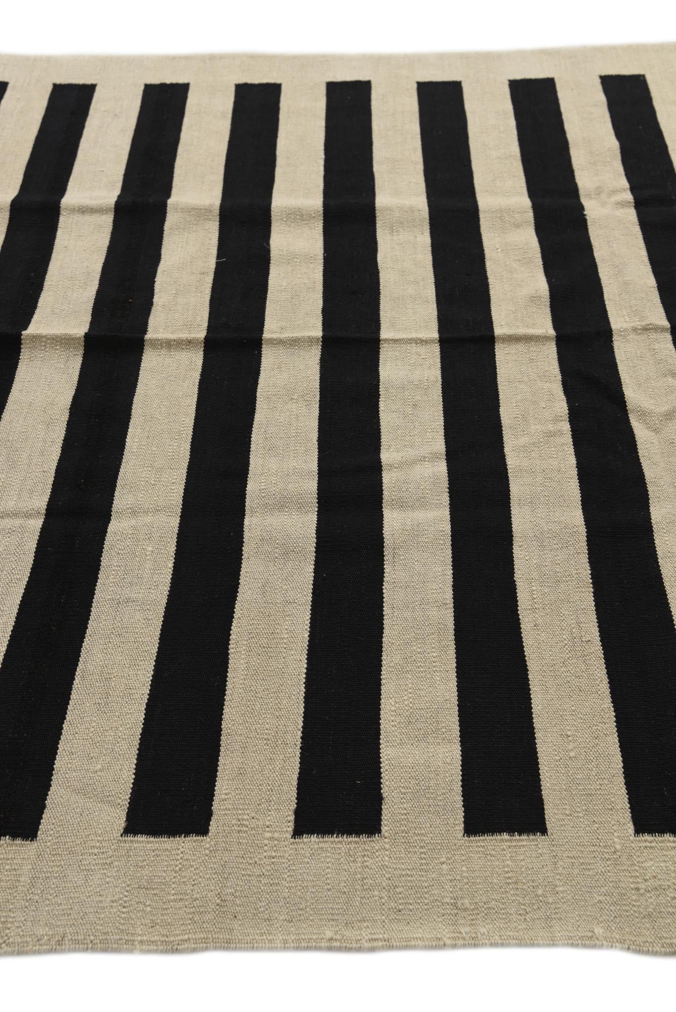 5' 7 x 7' 9 Hand Woven Kilim Modern Wool Rug