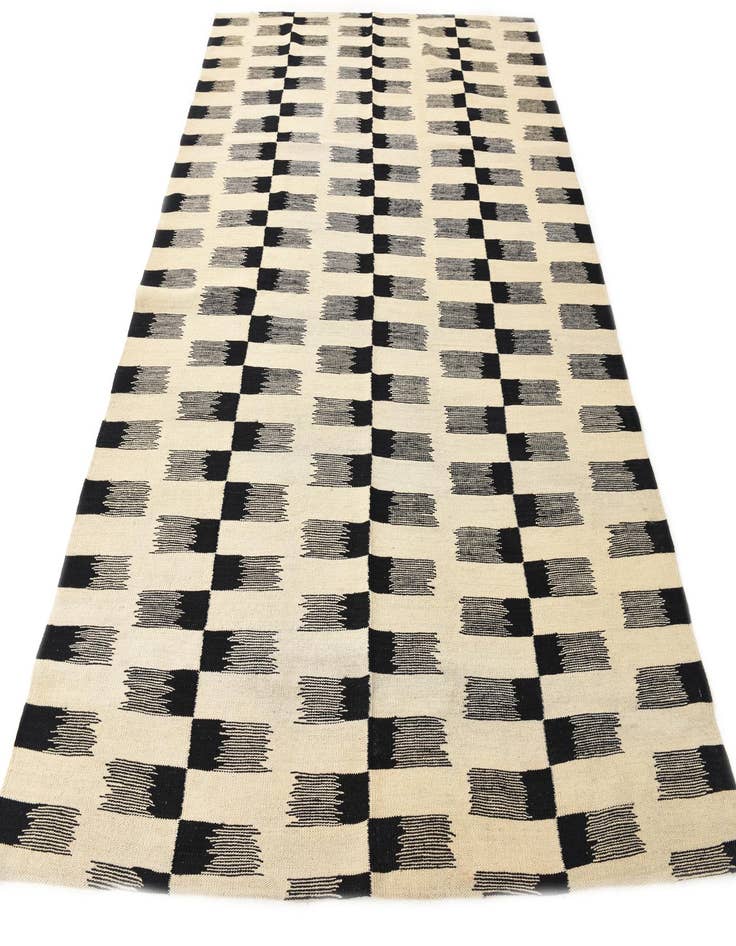 Detail image of 5' 8 x 7' 10  Hand Woven Kilim Modern Wool Rug