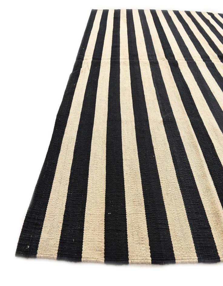 Detail image of 6' 9 x 9' 3  Hand Woven Kilim Modern Wool Rug