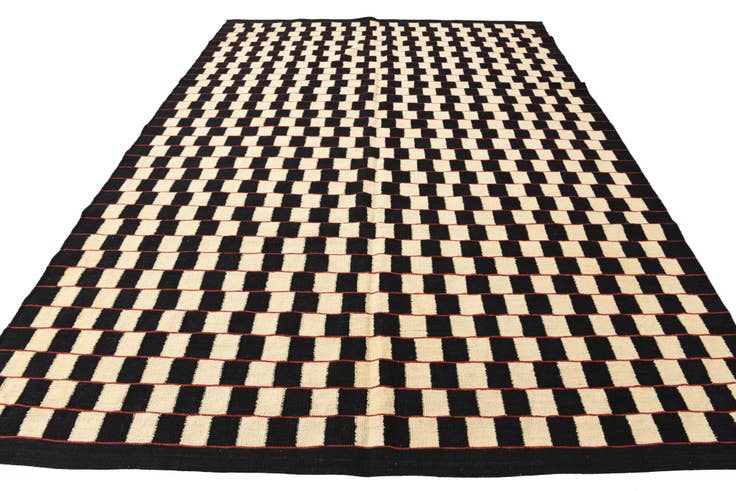 Detail image of 6' 9 x 9' 6 Hand Woven Kilim Modern Wool Rug
