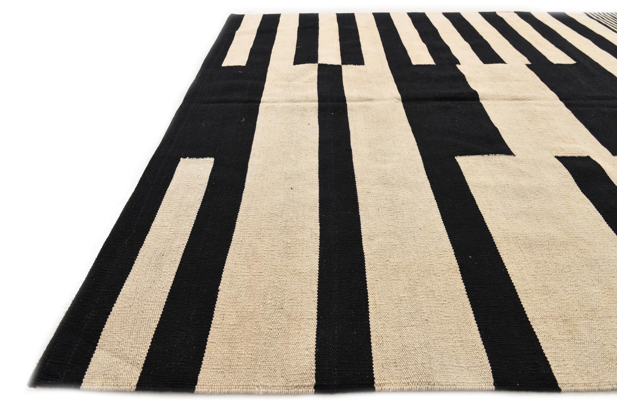 5' 7 x 7' 9 Hand Woven Kilim Modern Wool Rug