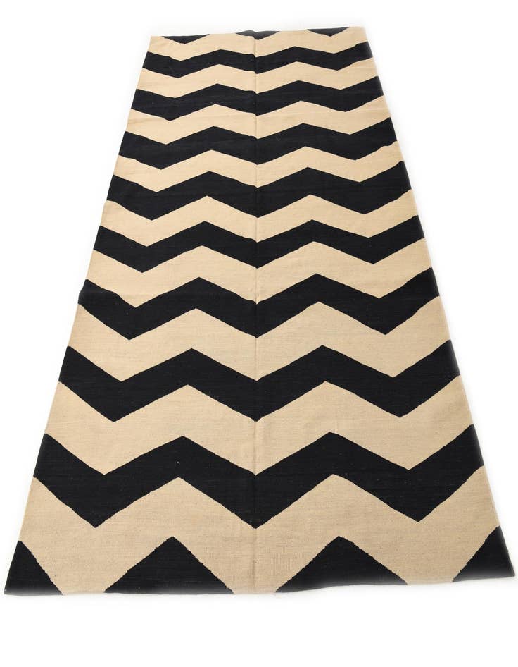 Detail image of 6' 9 x 9' 7  Hand Woven Kilim Modern Wool Rug