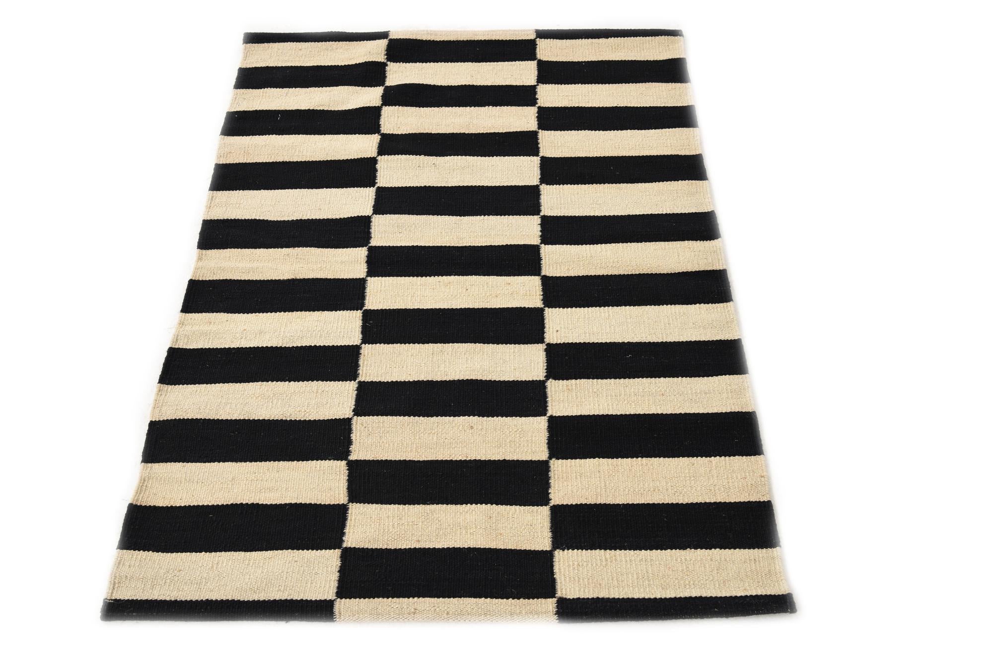 2' 7 x 3' 10 Hand Woven Kilim Modern Wool Rug