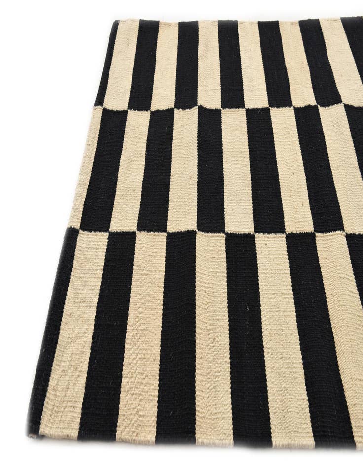 Detail image of 2' 7 x 3' 10  Hand Woven Kilim Modern Wool Rug