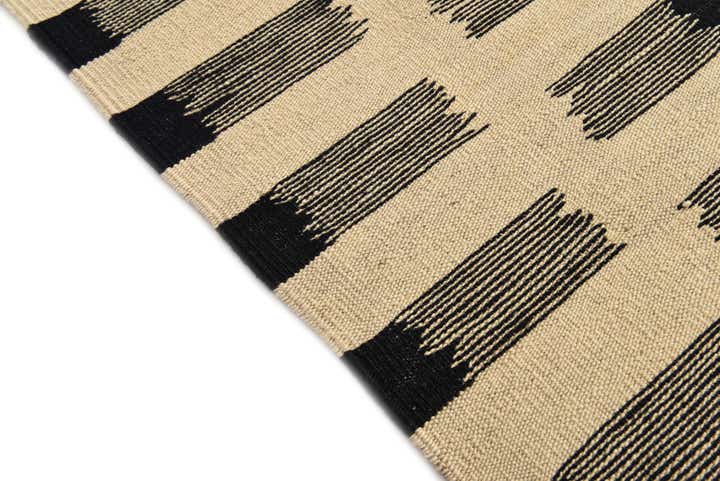 5' 6 x 7' 8 Hand Woven Kilim Modern Wool Rug