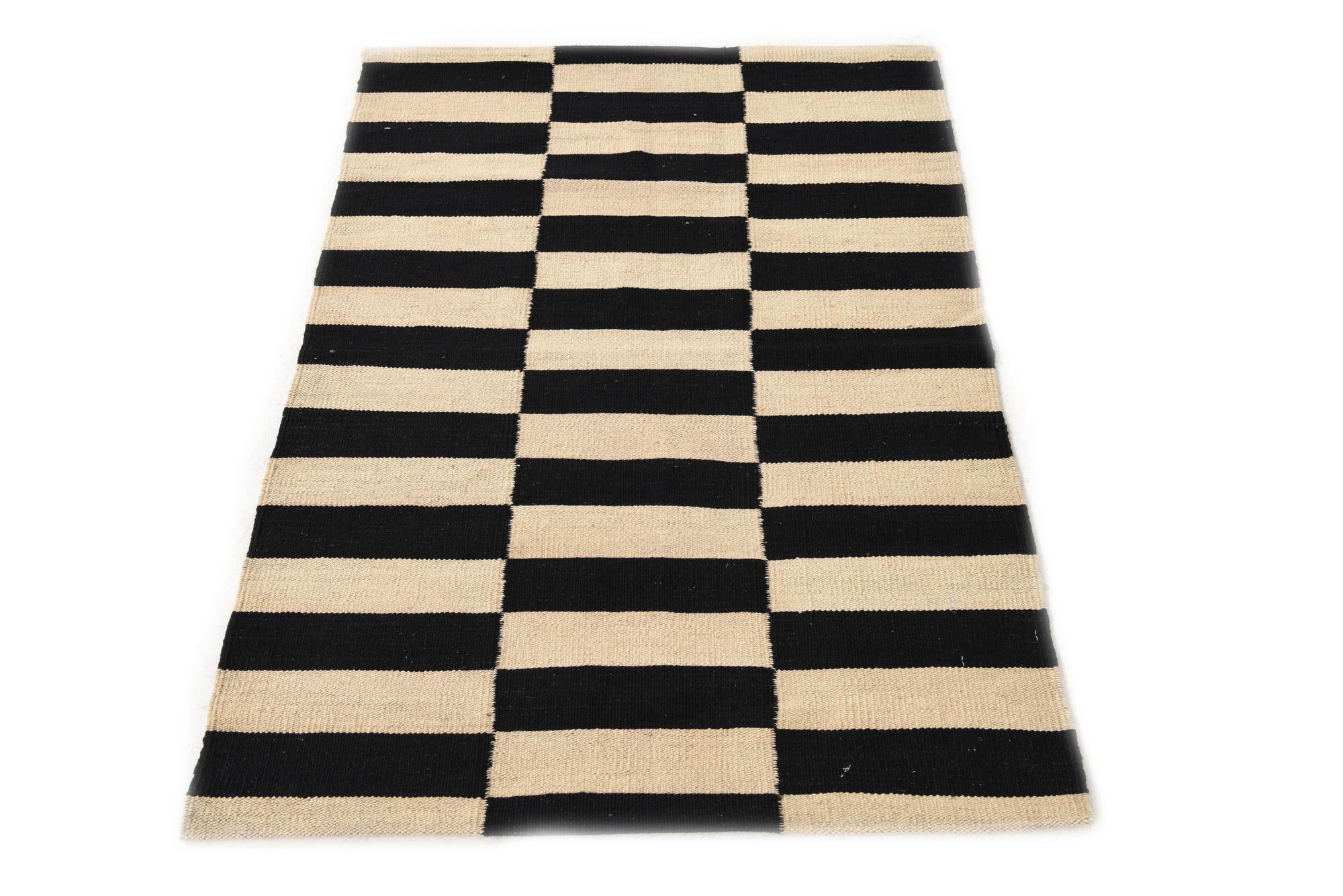 2' 7 x 3' 10 Hand Woven Kilim Modern Wool Rug