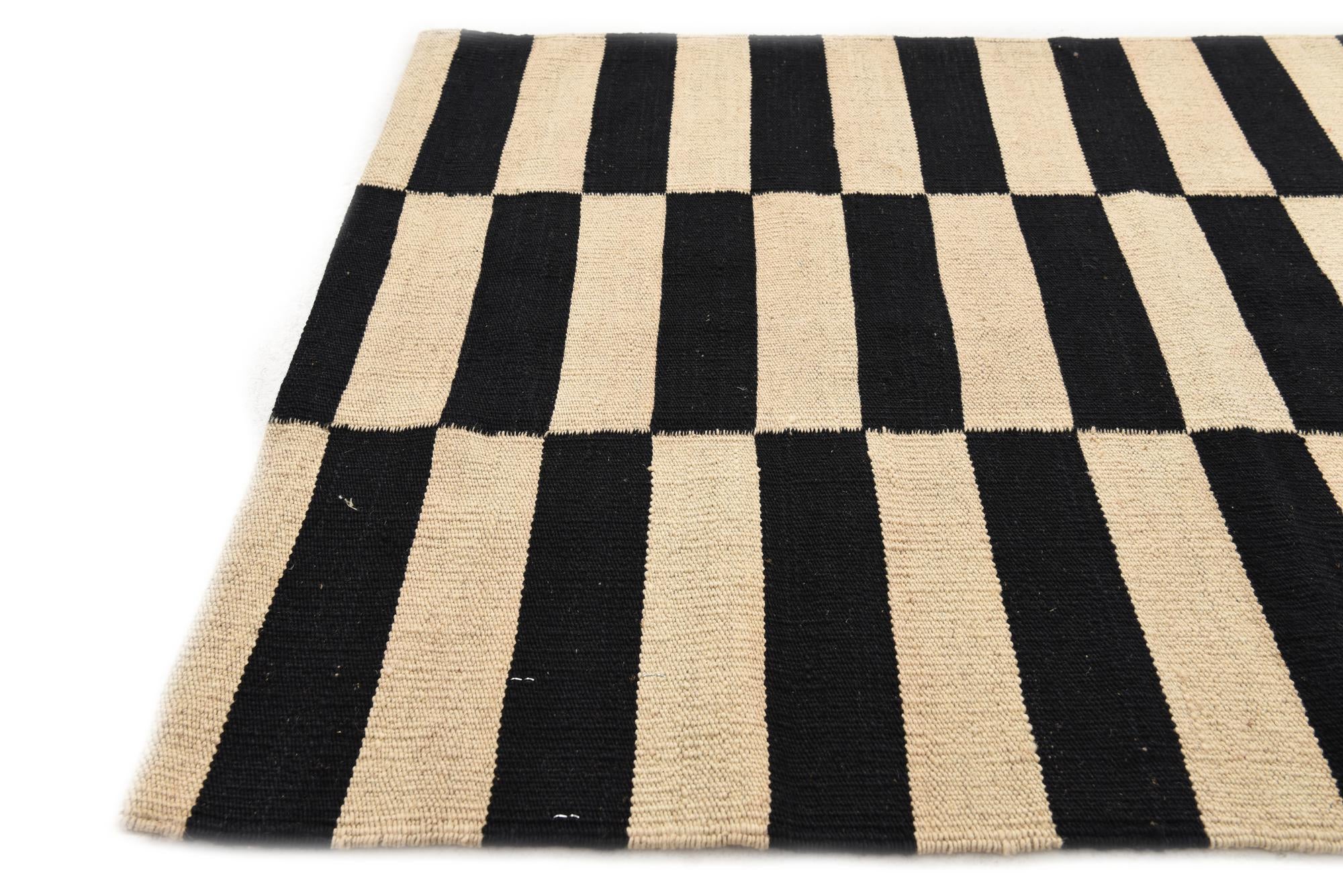 2' 7 x 3' 10 Hand Woven Kilim Modern Wool Rug