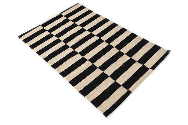 2' 6 x 3' 11 Hand Woven Kilim Modern Wool Rug