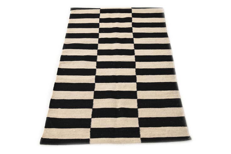 Detail image of 2' 6 x 3' 11 Hand Woven Kilim Modern Wool Rug