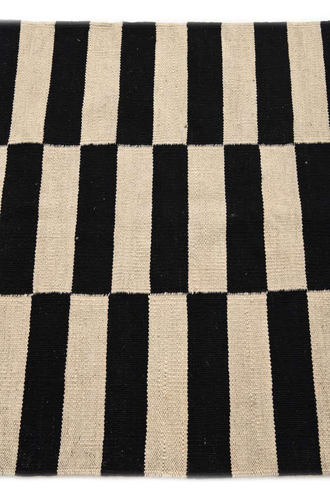 2' 6 x 3' 11 Hand Woven Kilim Modern Wool Rug
