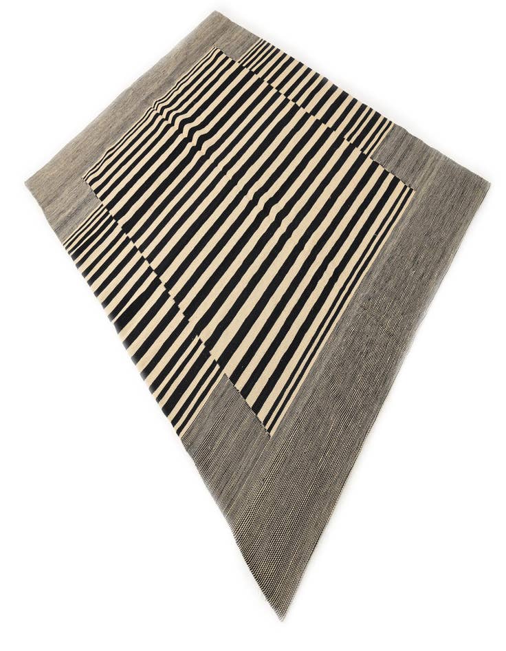 Detail image of 5' 7 x 7' 8 Hand Woven Kilim Modern Wool Rug