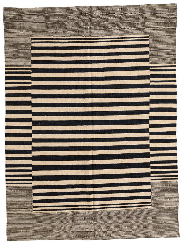 Detail image of 5' 7 x 7' 8 Hand Woven Kilim Modern Wool Rug