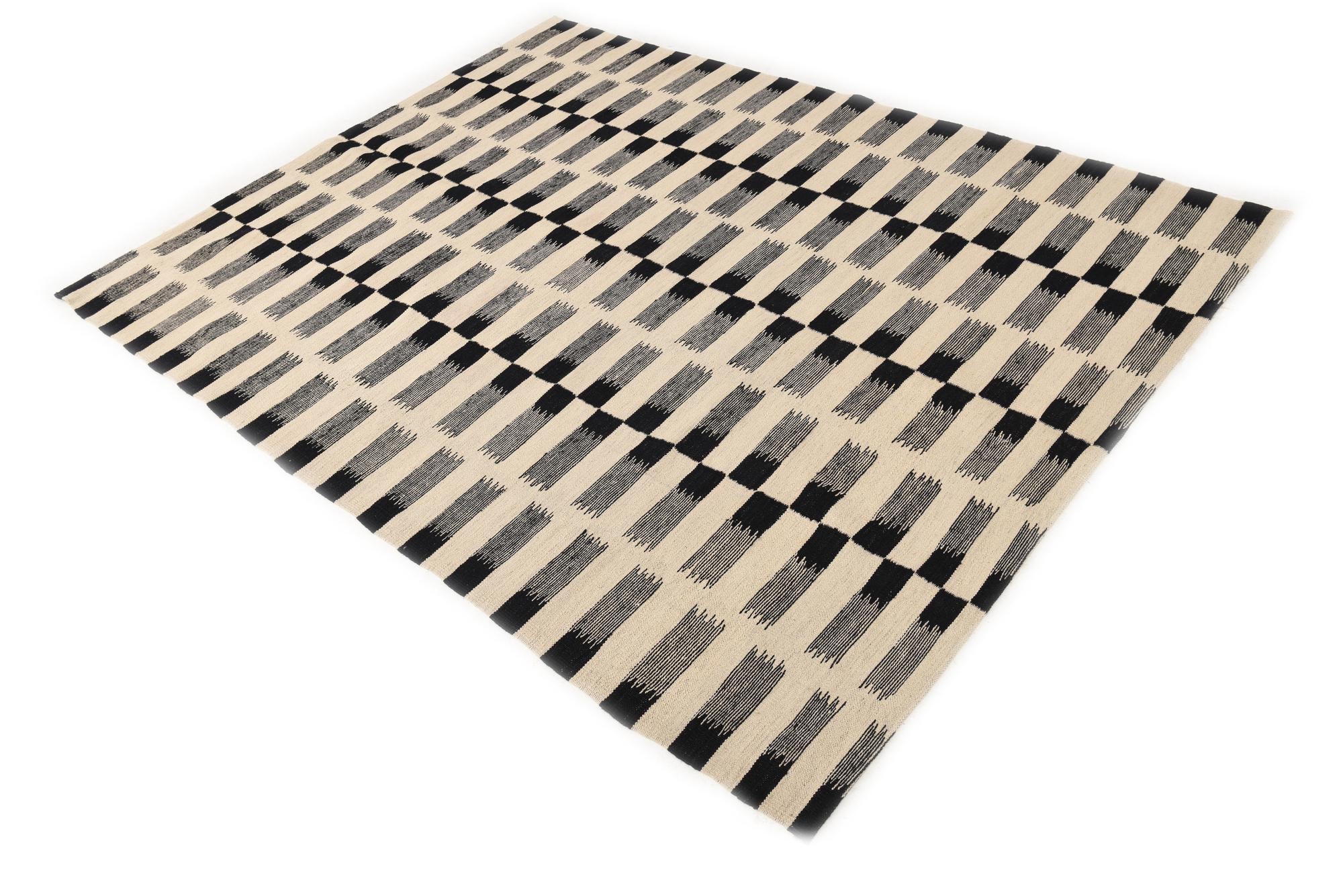 5' 9 x 7' 8 Hand Woven Kilim Modern Wool Rug