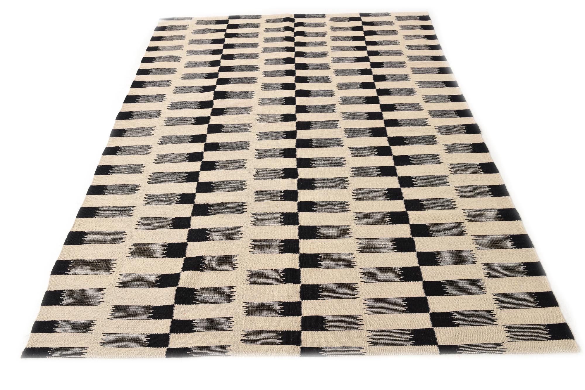 5' 9 x 7' 8 Hand Woven Kilim Modern Wool Rug