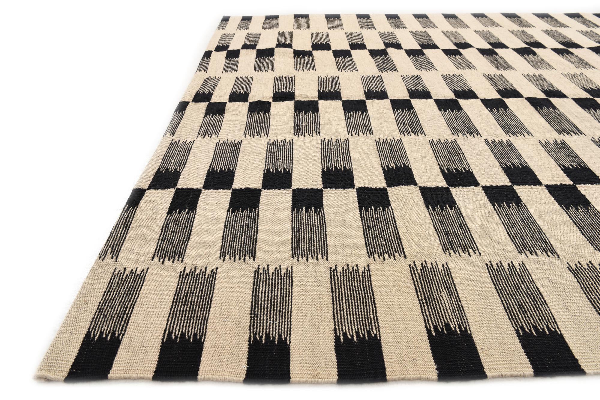 5' 9 x 7' 8 Hand Woven Kilim Modern Wool Rug