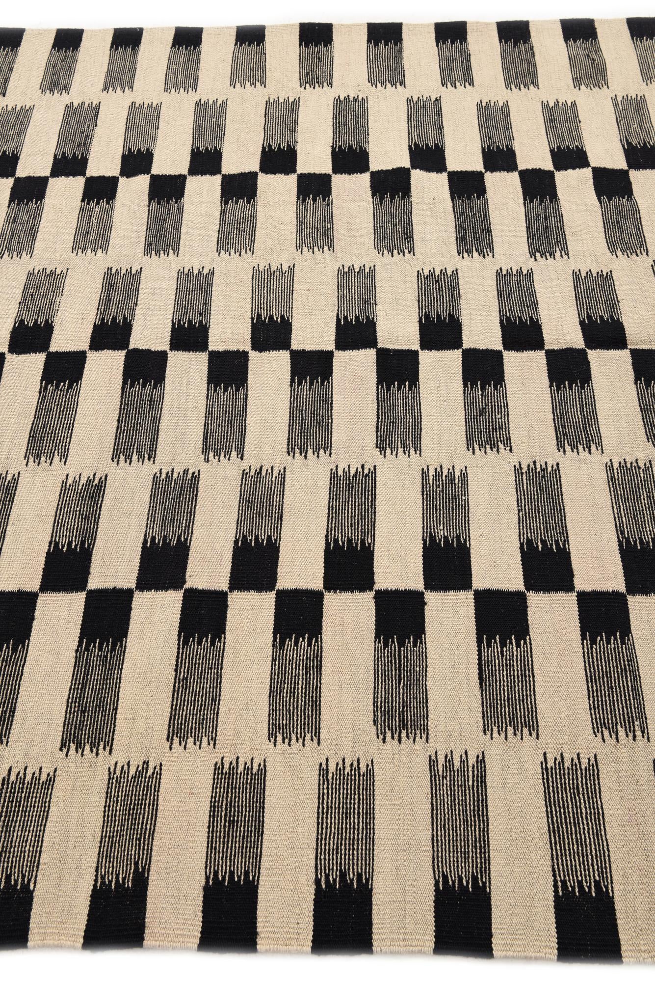 5' 9 x 7' 8 Hand Woven Kilim Modern Wool Rug