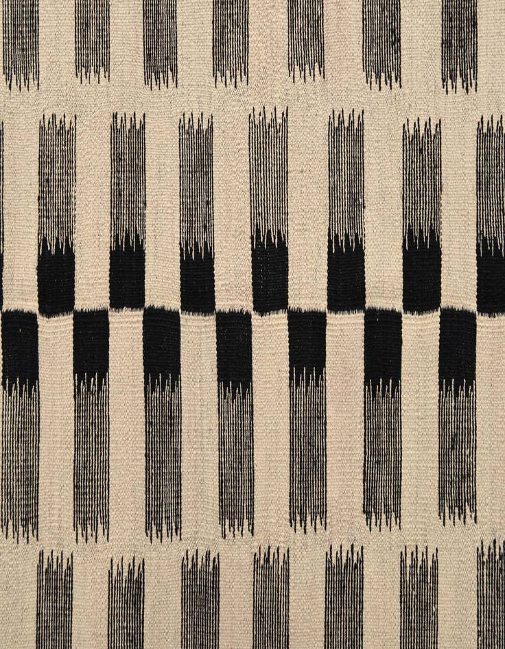 Detail image of 5' 9 x 7' 8  Hand Woven Kilim Modern Wool Rug