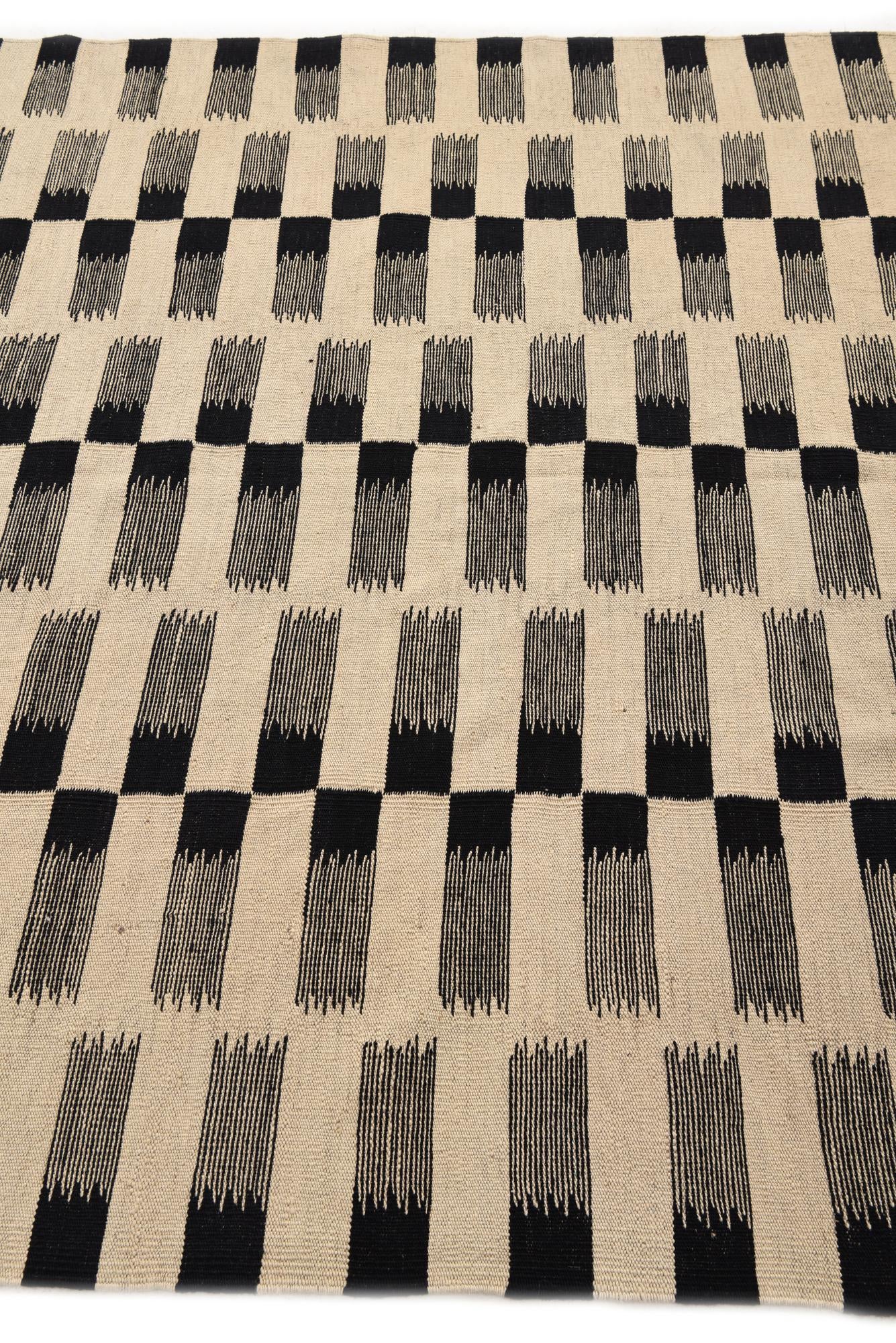 5' 9 x 7' 9 Hand Woven Kilim Modern Wool Rug