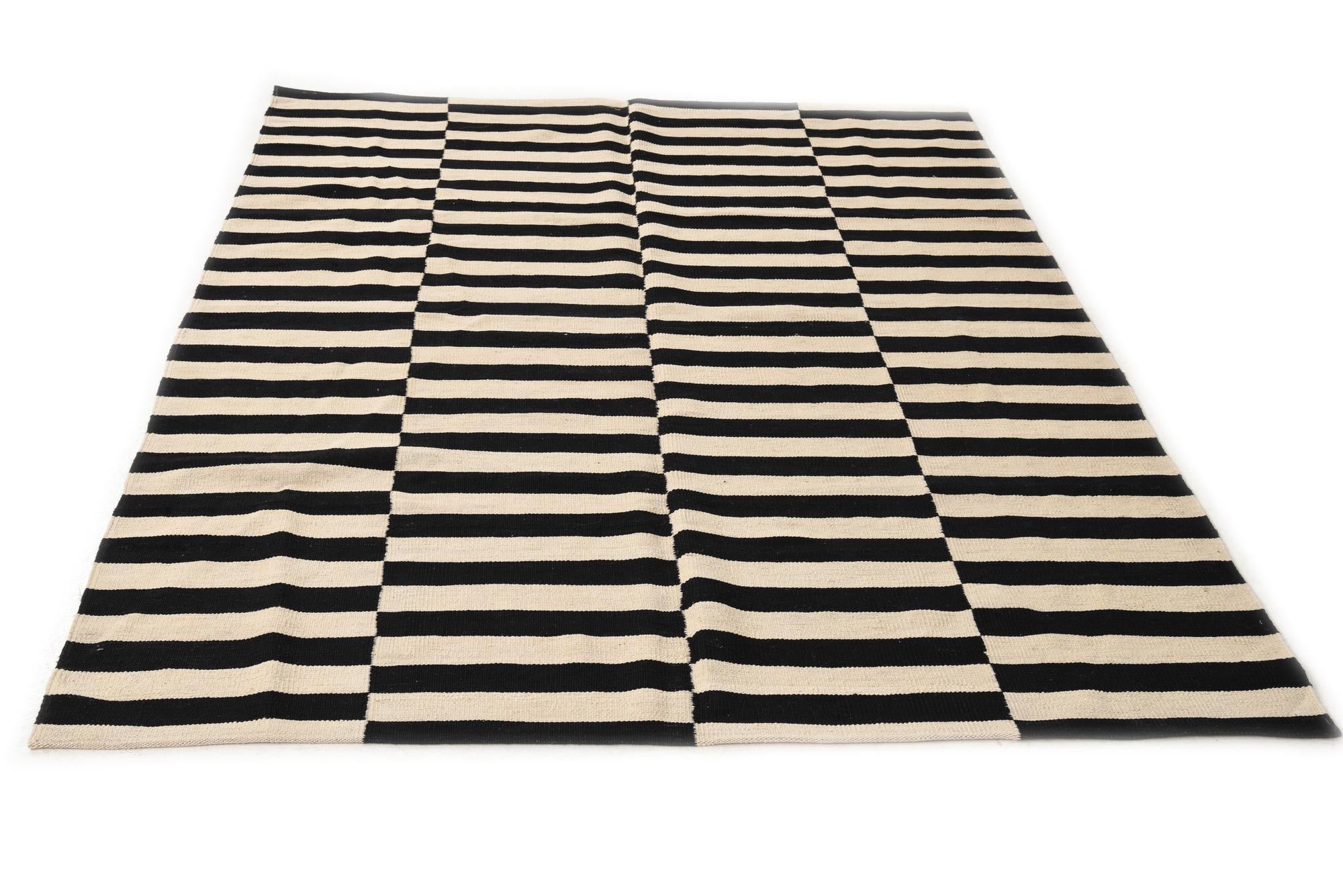 5' 7 x 7' 11 Hand Woven Kilim Modern Wool Rug