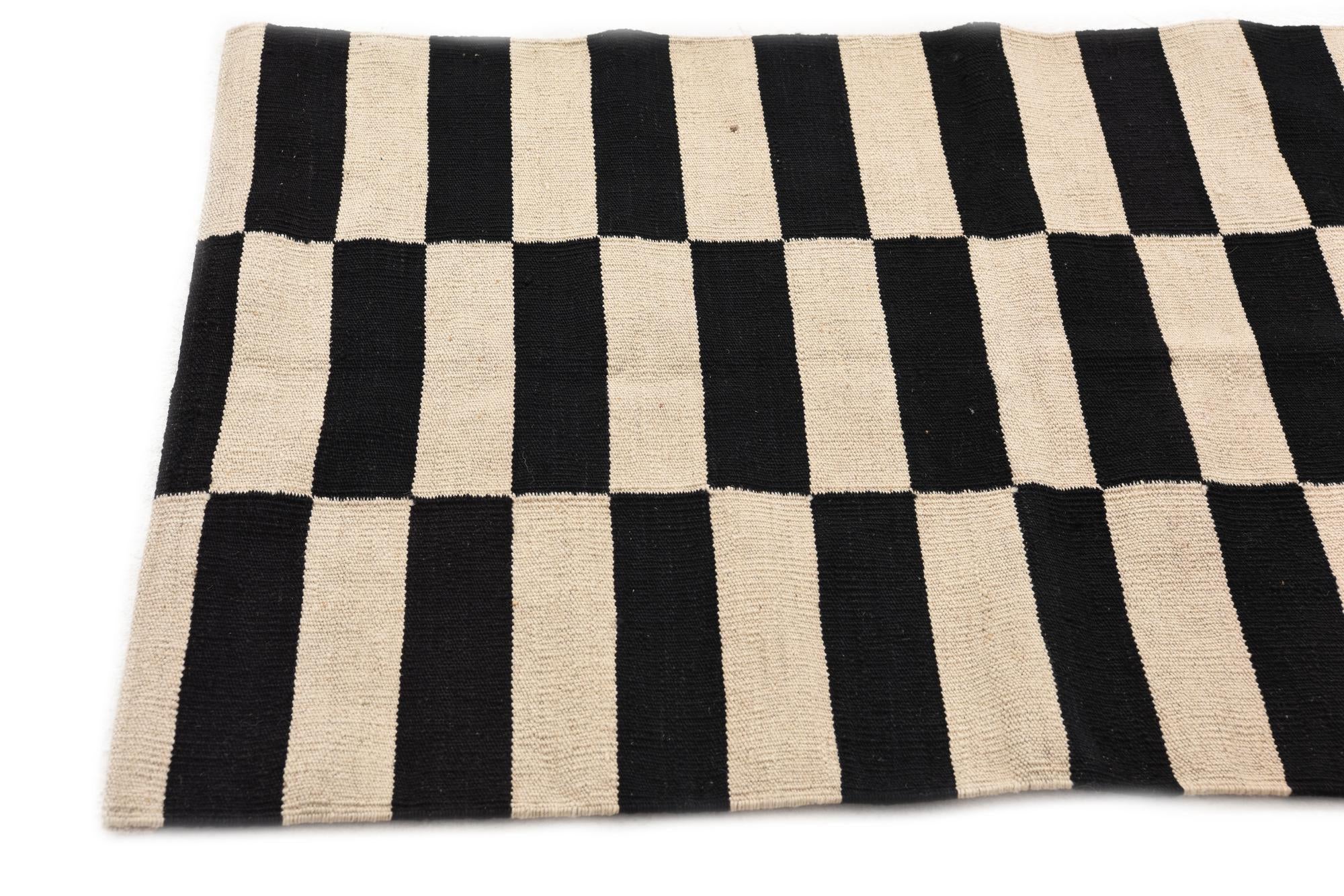 2' 7 x 3' 9 Hand Woven Kilim Modern Wool Rug