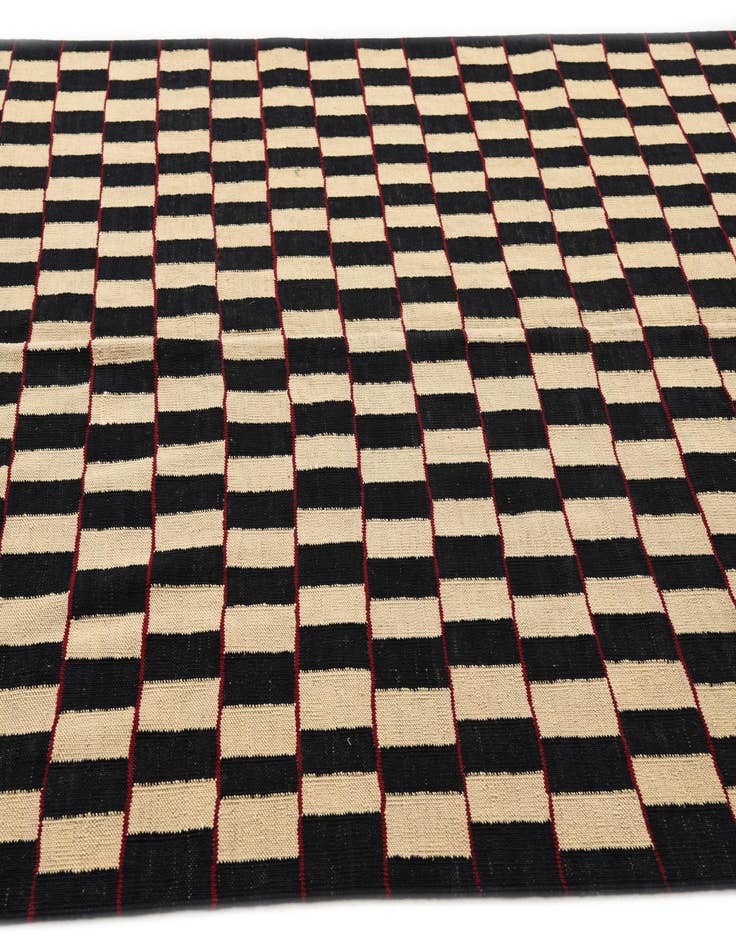 Detail image of 5' 8 x 7' 6  Hand Woven Kilim Modern Wool Rug