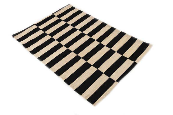 2' 7 x 3' 10 Hand Woven Kilim Modern Wool Rug