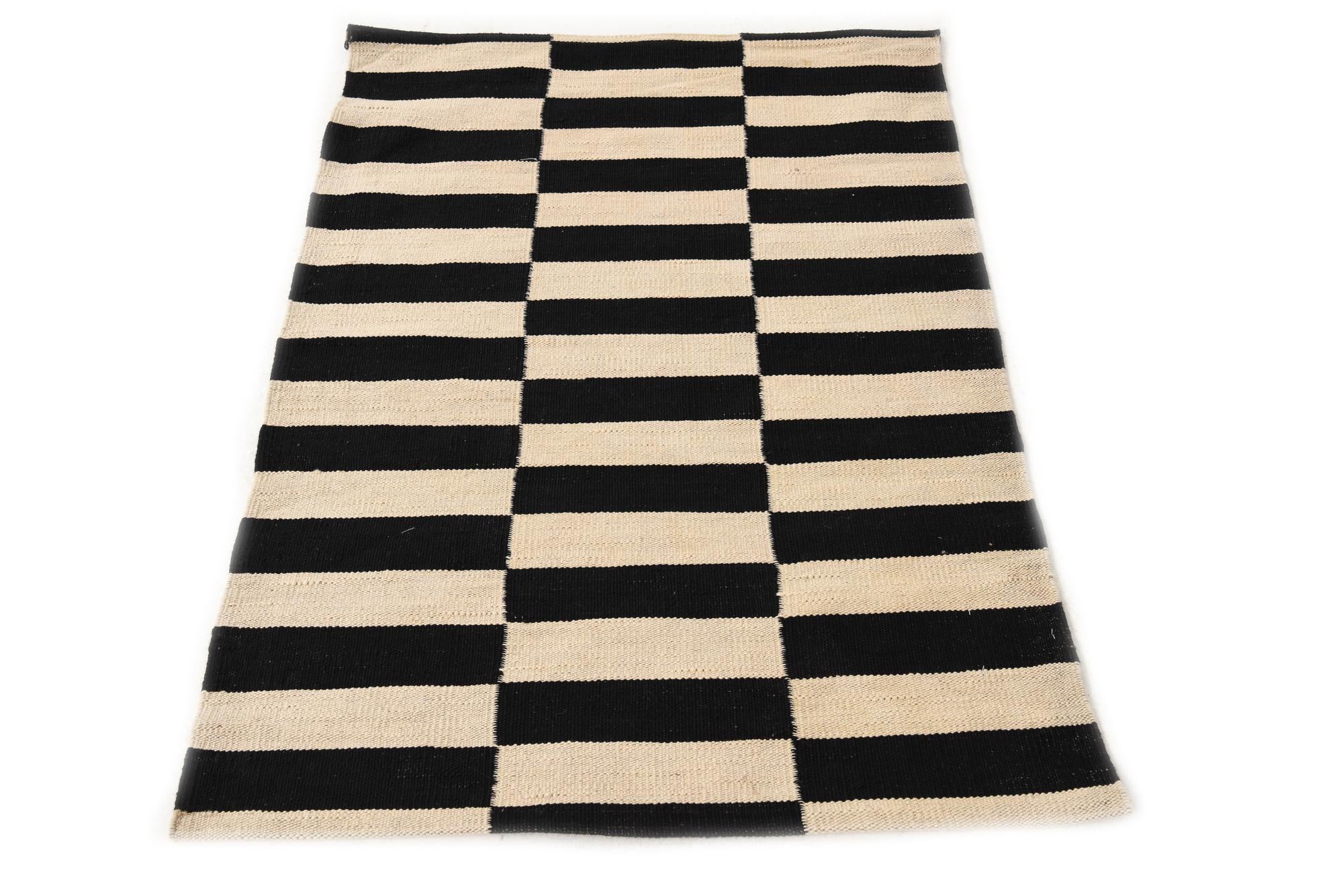 2' 7 x 3' 10 Hand Woven Kilim Modern Wool Rug