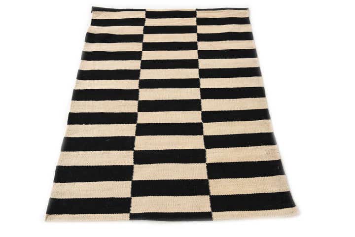 2' 7 x 3' 10 Hand Woven Kilim Modern Wool Rug