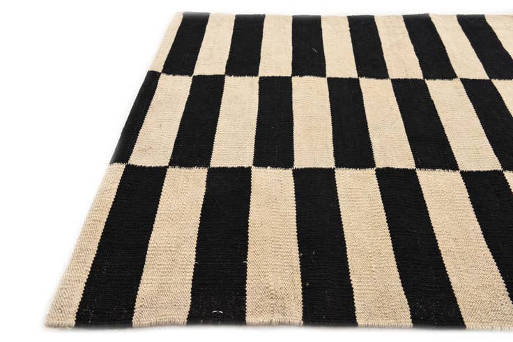 Detail image of 2' 7 x 3' 10 Hand Woven Kilim Modern Wool Rug