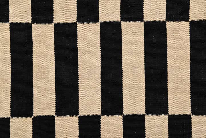 2' 7 x 3' 10 Hand Woven Kilim Modern Wool Rug
