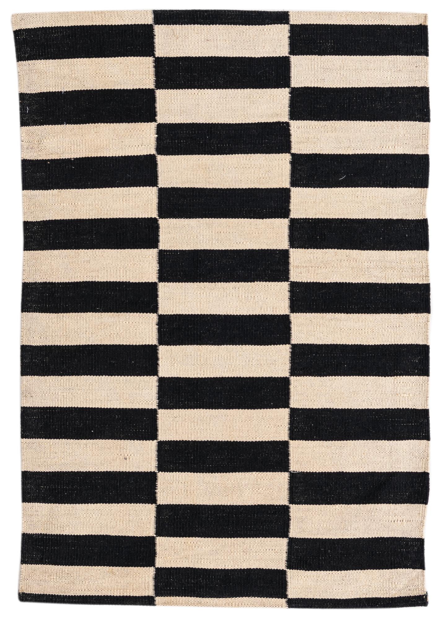 2' 7 x 3' 10 Hand Woven Kilim Modern Wool Rug