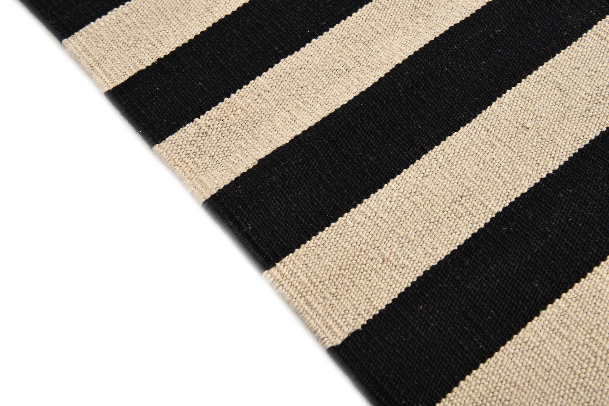 3' 5 x 4' 9 Hand Woven Kilim Modern Wool Rug