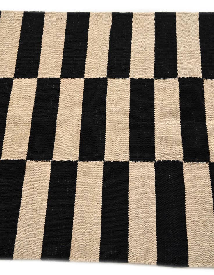 Detail image of 2' 6 x 3' 9  Hand Woven Kilim Modern Wool Rug