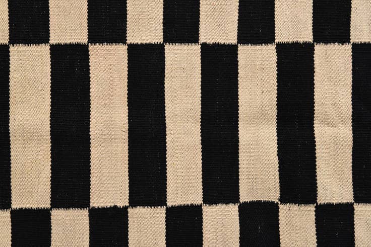 Detail image of 2' 6 x 3' 9 Hand Woven Kilim Modern Wool Rug