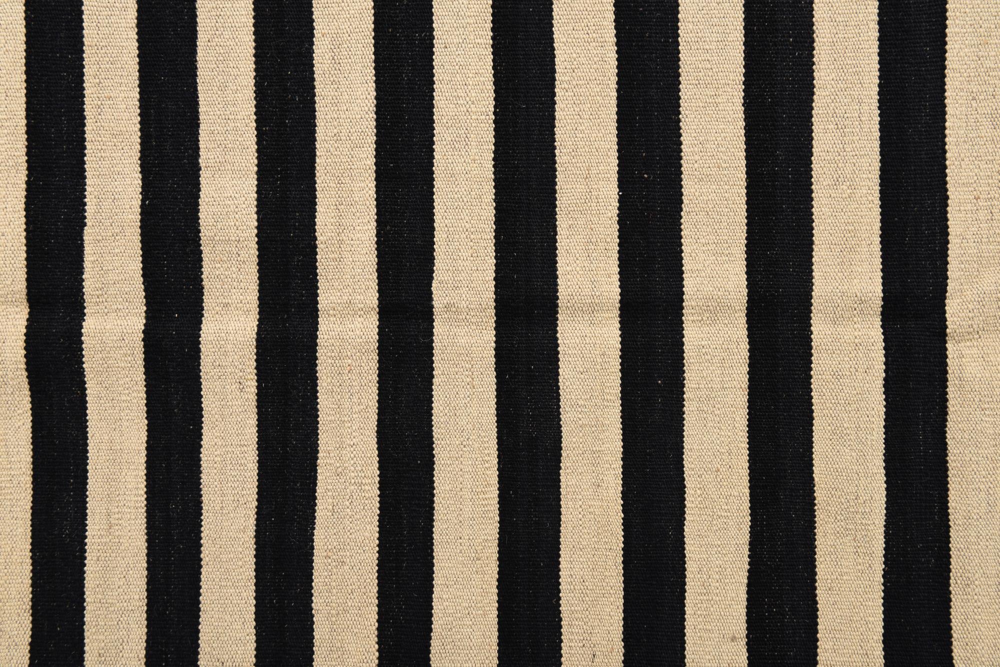 6' x 7' 8 Hand Woven Kilim Modern Wool Rug