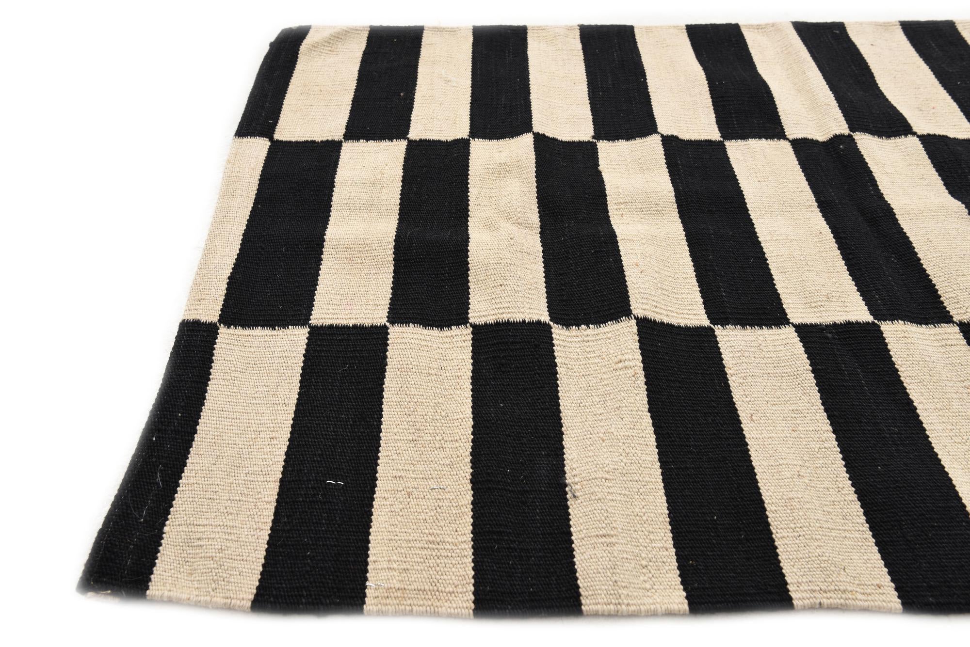2' 6 x 3' 10 Hand Woven Kilim Modern Wool Rug