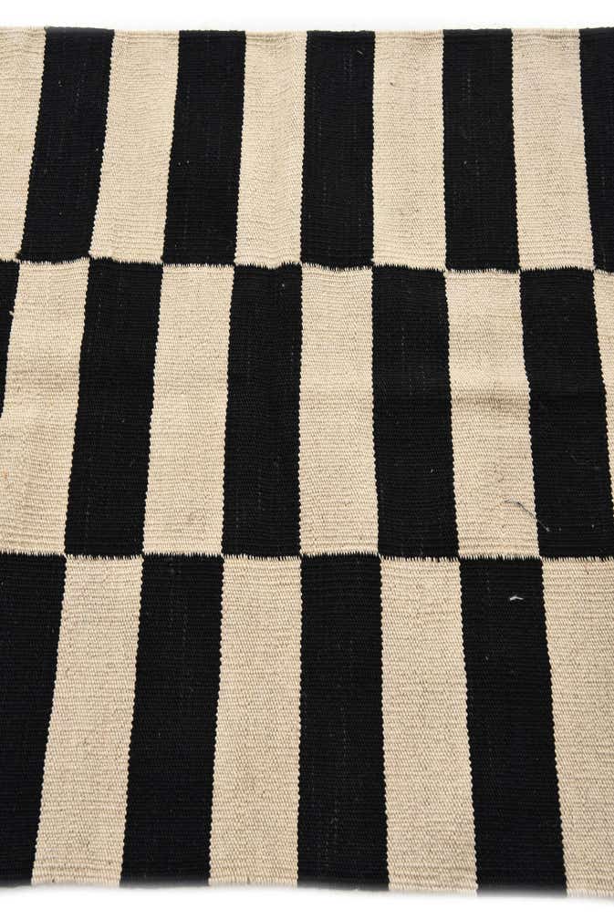 2' 6 x 3' 10 Hand Woven Kilim Modern Wool Rug
